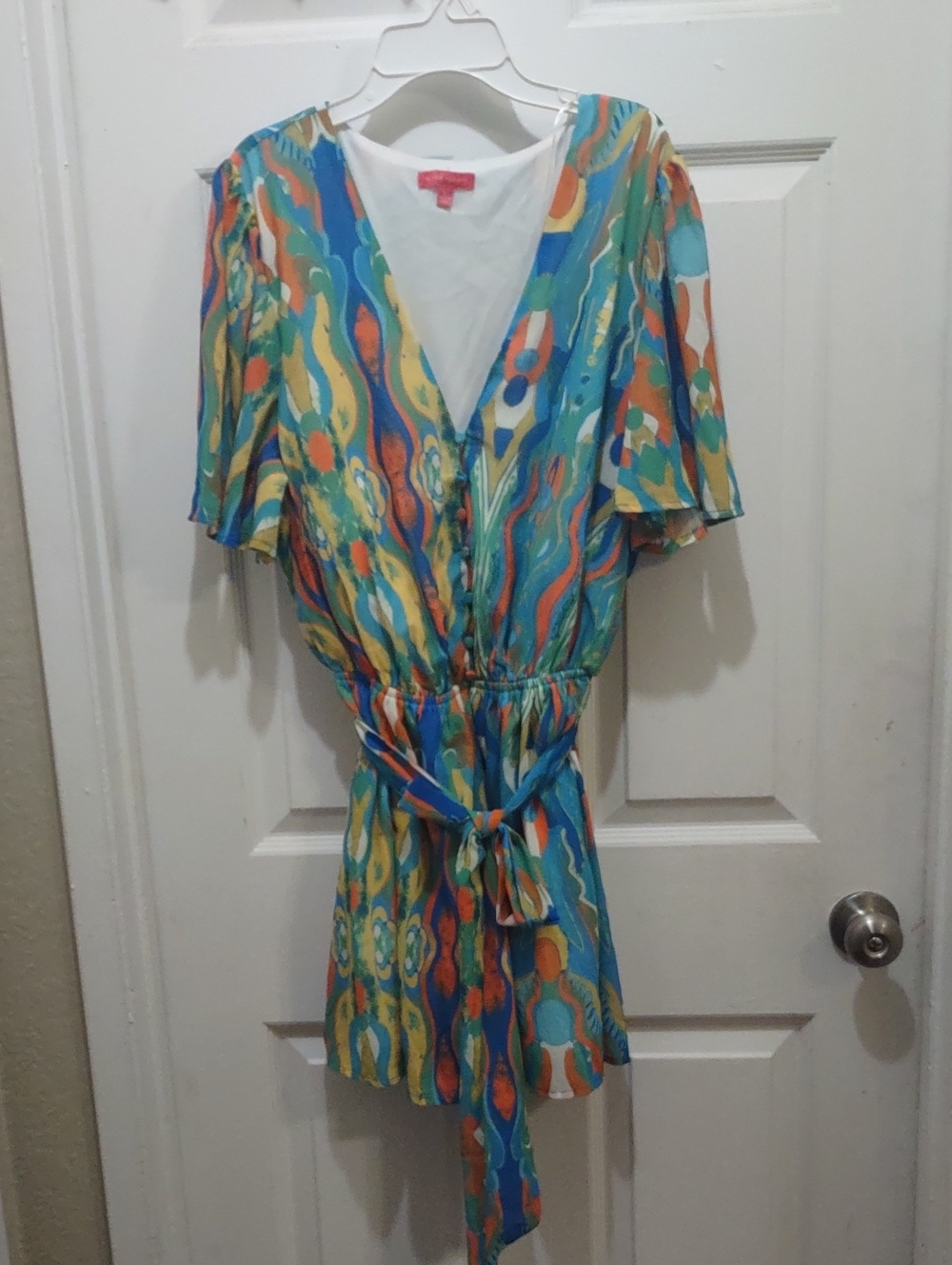 Flying Tomato White Women's Dress Short with Red Label Size L